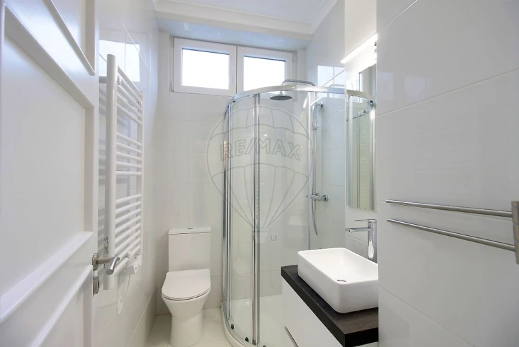 Apartamento T3 para Arrendamento em Olivais Foto 16