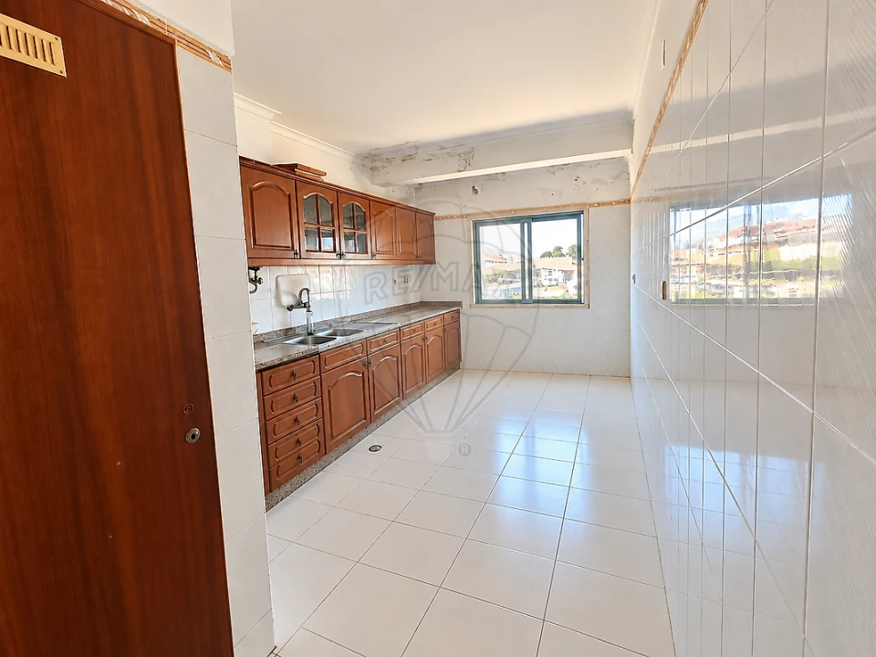 Apartamento T2 para Venda em Alenquer (Santo Estêvão e Triana) Foto 3
