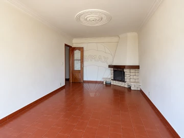 Apartamento T2 para Venda em Alenquer (Santo Estêvão e Triana)