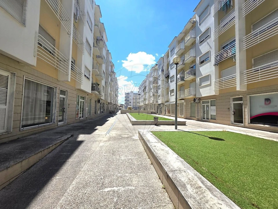 Apartamento T3 para Venda em Carregado e Cadafais Foto 20