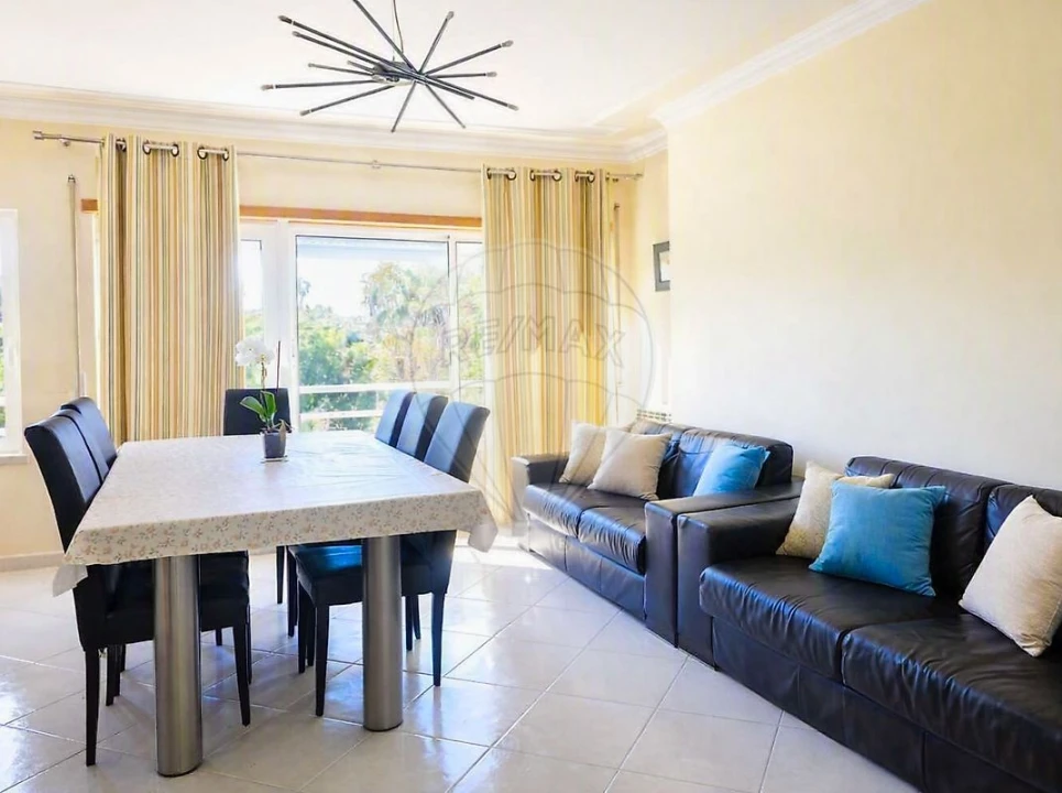 Apartamento T3 para Venda em Carregado e Cadafais Foto 1