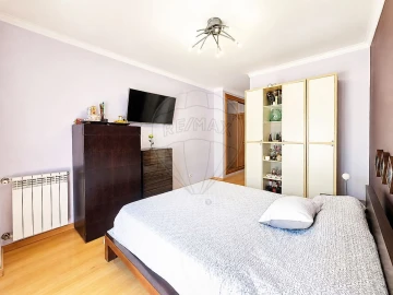 Apartamento T3 para Venda em Carregado e Cadafais