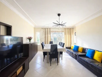 Apartamento T3 para Venda em Carregado e Cadafais