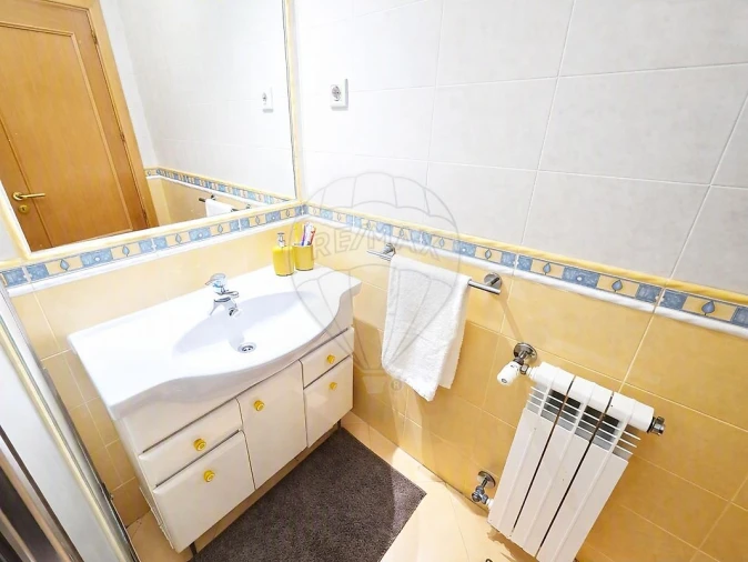 Apartamento T3 para Venda em Carregado e Cadafais Foto 3
