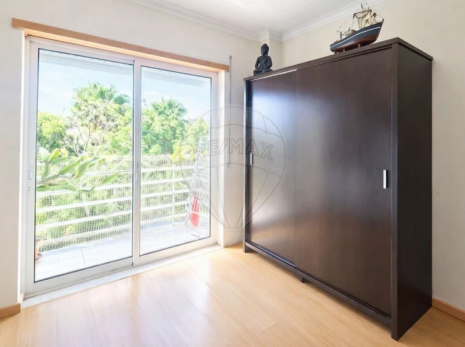 Apartamento T3 para Venda em Carregado e Cadafais Foto 15