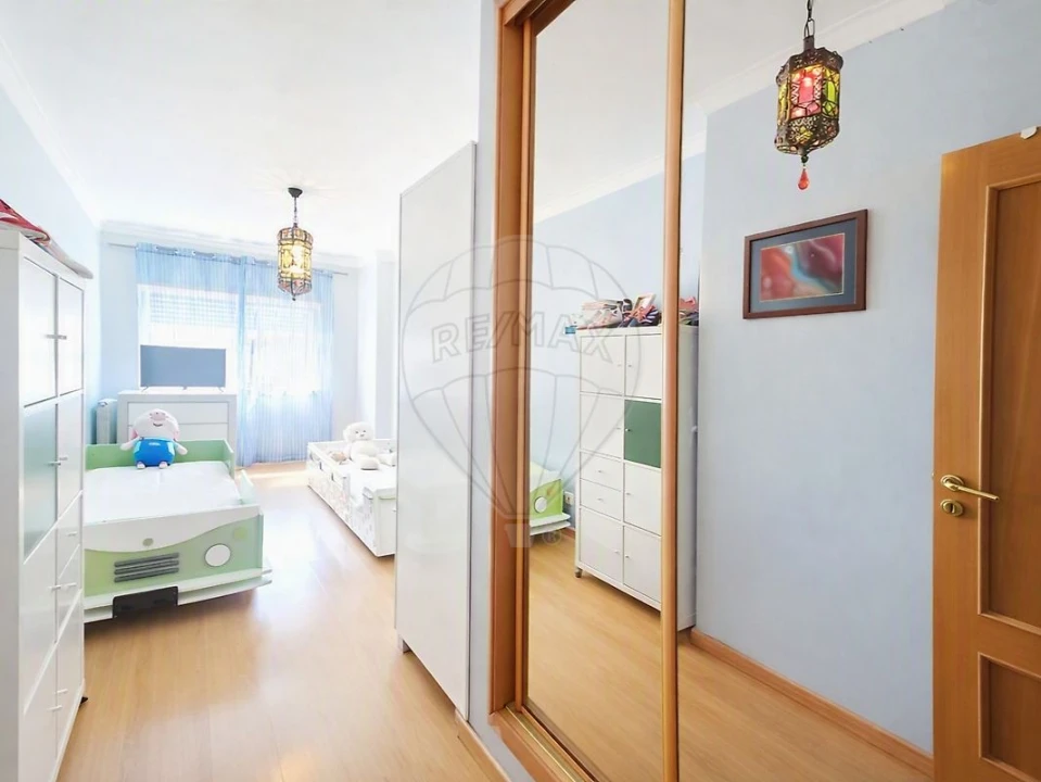 Apartamento T3 para Venda em Carregado e Cadafais Foto 4