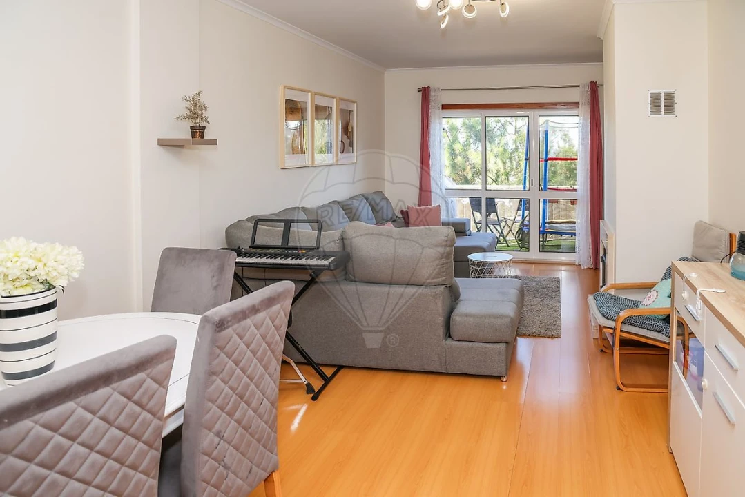 Apartamento T2 para Venda em Alenquer (Santo Estêvão e Triana) Foto 1