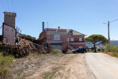 Terreno para Venda em Cadaval e Pêro Moniz