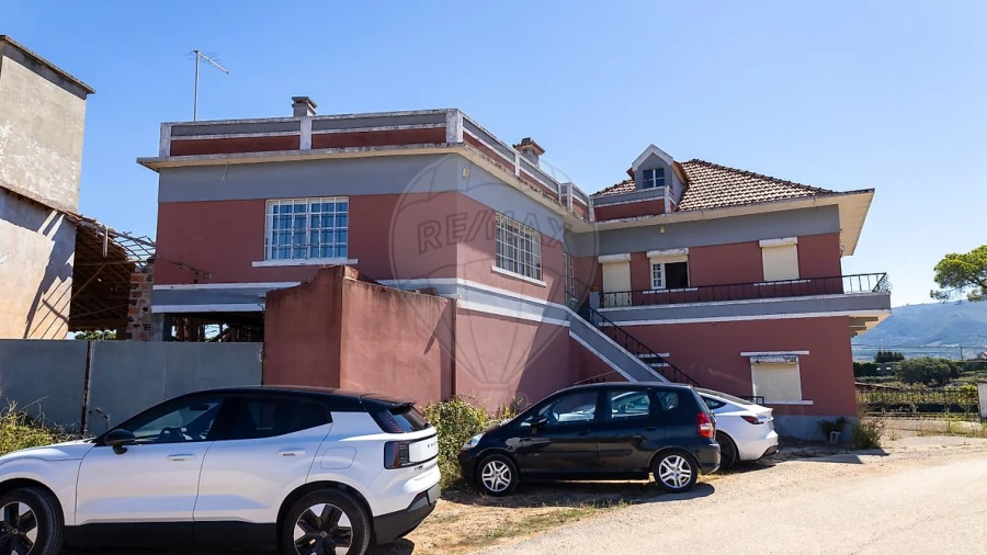 Terreno para Venda em Cadaval e Pêro Moniz