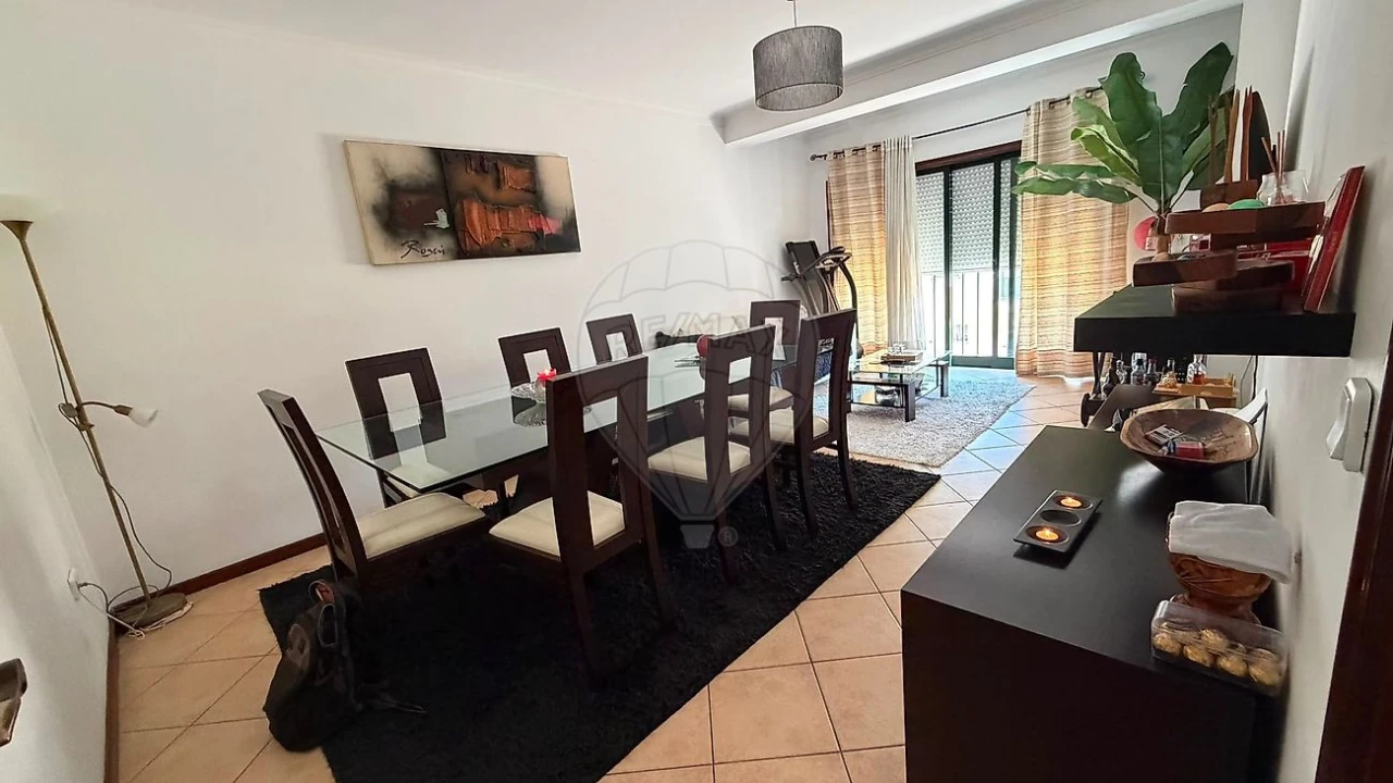 Apartamento T2 para Venda em Esgueira Foto 4