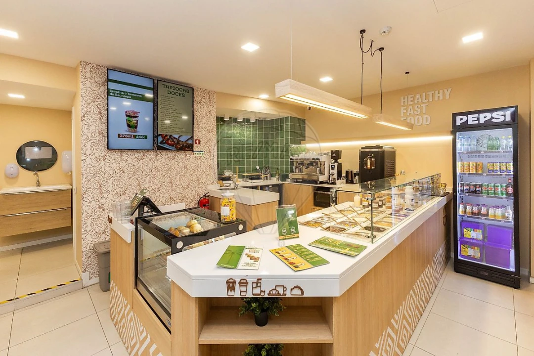 Loja para Venda em Lordelo do Ouro e Massarelos Foto 13