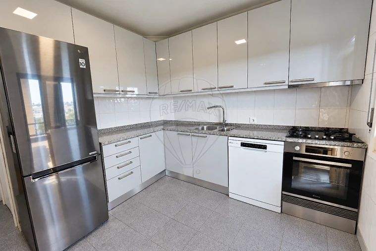 Apartamento T3 para Venda em São Mamede de Infesta e Senhora da Hora Foto 22