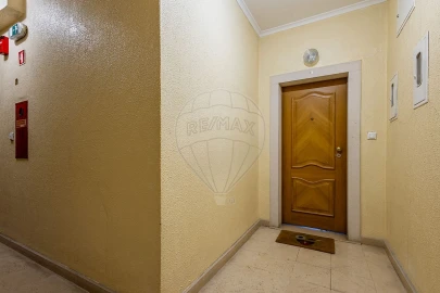 Apartamento T4 para Venda em Marvila, Ribeira Santarém, São Salvador, São Nicolau