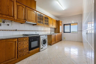 Apartamento T4 para Venda em Marvila, Ribeira Santarém, São Salvador, São Nicolau