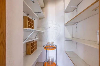 Apartamento T4 para Venda em Marvila, Ribeira Santarém, São Salvador, São Nicolau