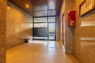 Apartamento T4 para Venda em Marvila, Ribeira Santarém, São Salvador, São Nicolau