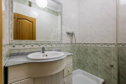 Apartamento T4 para Venda em Marvila, Ribeira Santarém, São Salvador, São Nicolau