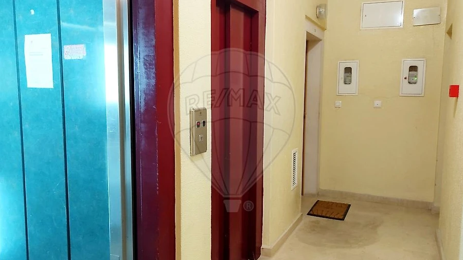 Apartamento T4 para Venda em Marvila, Ribeira Santarém, São Salvador, São Nicolau