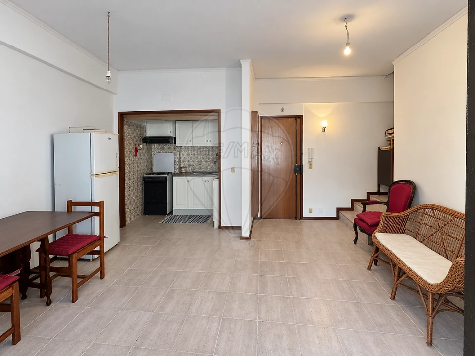 Apartamento T1 para Venda em Oeiras e São Julião da Barra, Paço de Arcos e Caxias Foto 8