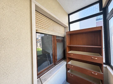 Apartamento T1 para Venda em Oeiras e São Julião da Barra, Paço de Arcos e Caxias