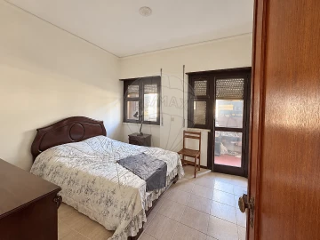 Apartamento T1 para Venda em Oeiras e São Julião da Barra, Paço de Arcos e Caxias