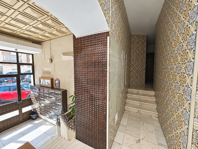 Apartamento T1 para Venda em Oeiras e São Julião da Barra, Paço de Arcos e Caxias Foto 5