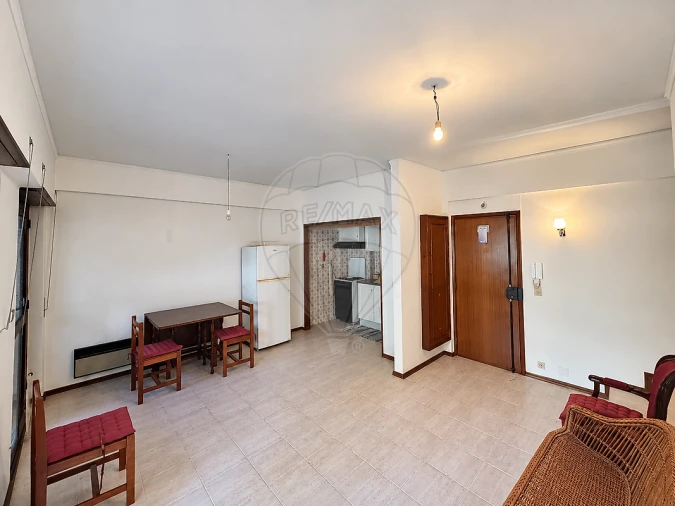 Apartamento T1 para Venda em Oeiras e São Julião da Barra, Paço de Arcos e Caxias Foto 9