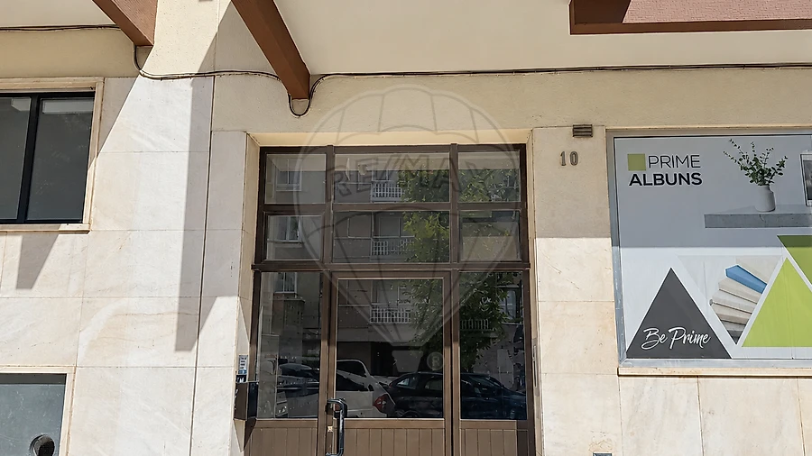 Apartamento T1 para Venda em Oeiras e São Julião da Barra, Paço de Arcos e Caxias
