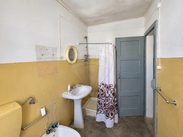 Moradia T3 para Venda em Ponte de Sor, Tramaga e Vale de Açor