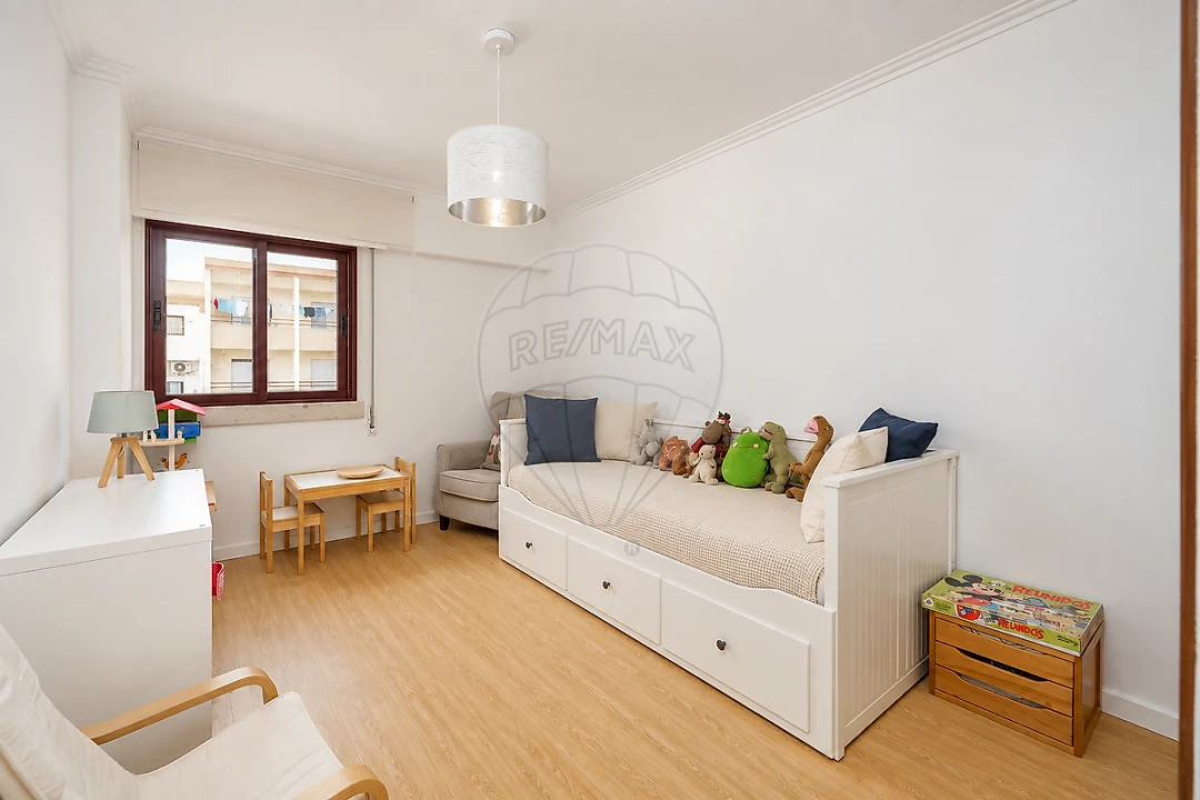 Apartamento T4 para Venda em União das Freguesias de Setúbal Foto 5
