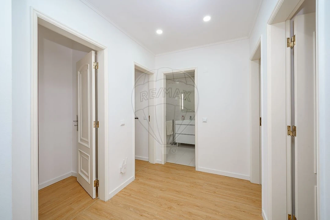 Apartamento T4 para Venda em União das Freguesias de Setúbal Foto 12