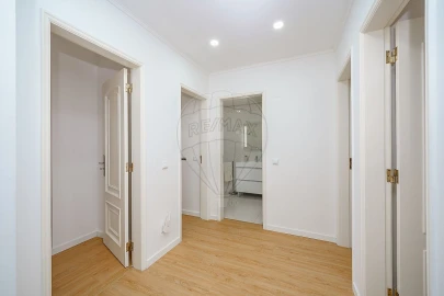 Apartamento T4 para Venda em União das Freguesias de Setúbal
