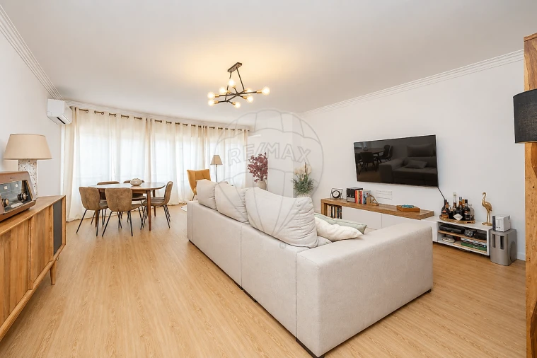 Apartamento T4 para Venda em União das Freguesias de Setúbal Foto 4