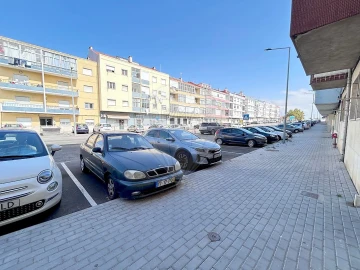 Apartamento T1 para Venda em Seixal, Arrentela e Aldeia de Paio Pires