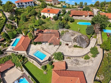 Quinta T5 para Venda em Britelo, Gémeos e Ourilhe