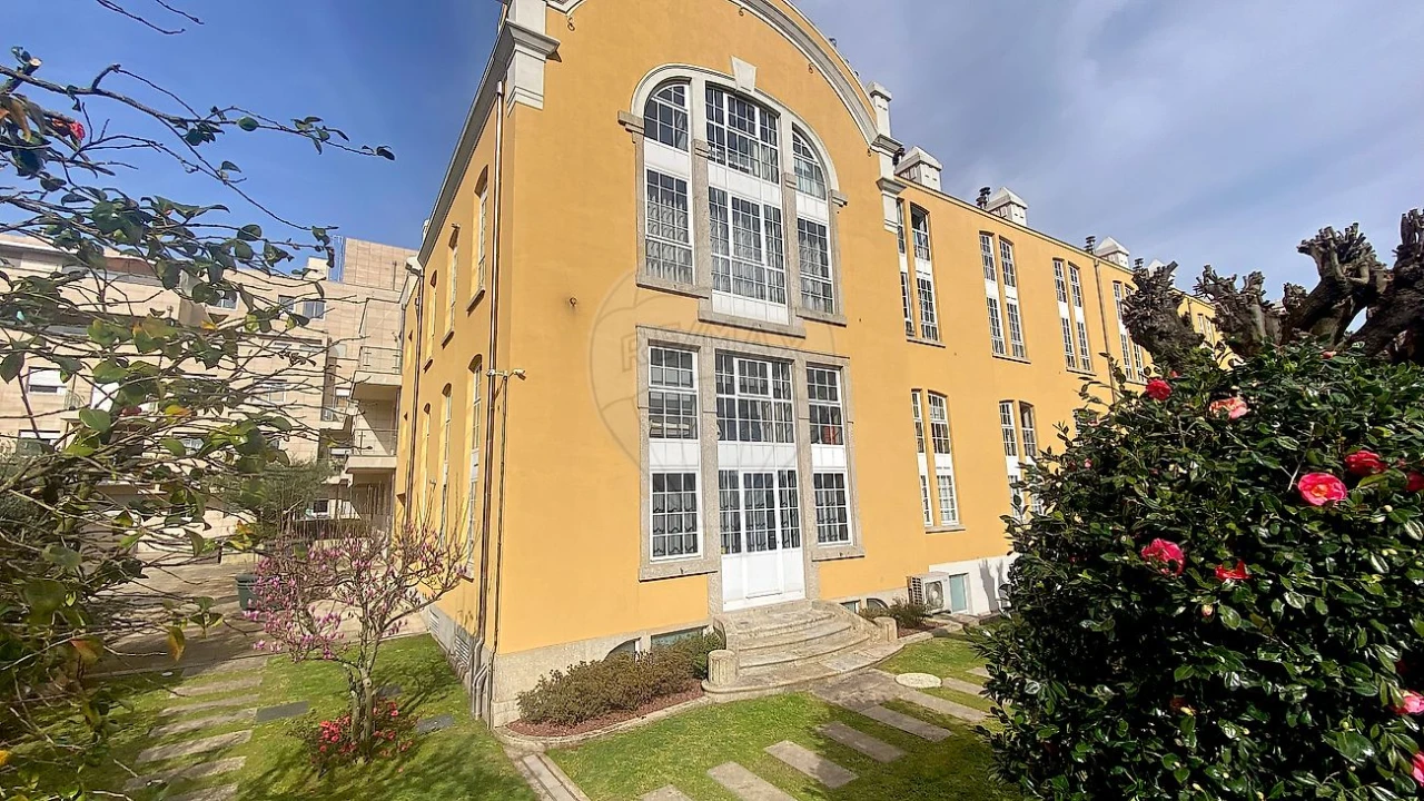 Apartamento T5 para Venda em Cedofeita, Santo Ildefonso, Sé, Miragaia, São Nicolau e Vitória Foto 10