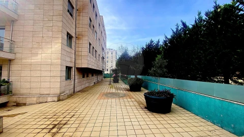 Apartamento T5 para Venda em Cedofeita, Santo Ildefonso, Sé, Miragaia, São Nicolau e Vitória
