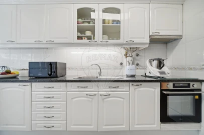 Apartamento T2 para Venda em Algés, Linda-A-Velha e Cruz Quebrada-Dafundo