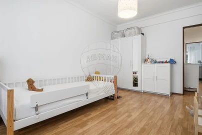 Apartamento T2 para Venda em Algés, Linda-A-Velha e Cruz Quebrada-Dafundo
