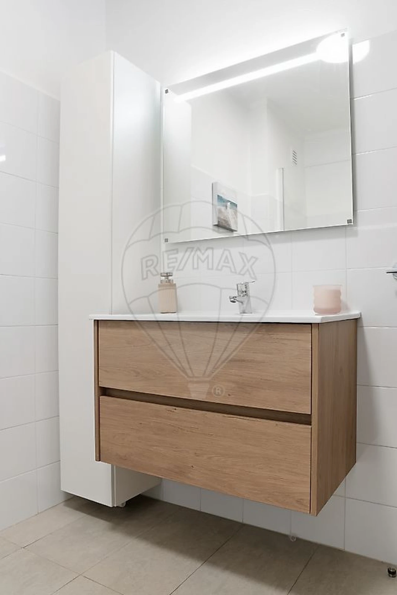 Apartamento T2 para Venda em Algés, Linda-A-Velha e Cruz Quebrada-Dafundo Foto 15