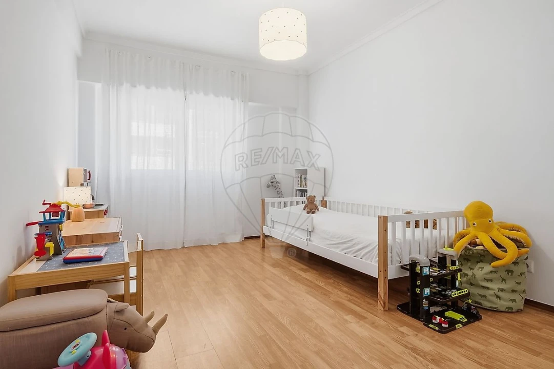 Apartamento T2 para Venda em Algés, Linda-A-Velha e Cruz Quebrada-Dafundo Foto 6