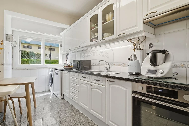 Apartamento T2 para Venda em Algés, Linda-A-Velha e Cruz Quebrada-Dafundo Foto 26