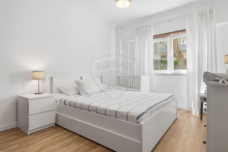 Apartamento T2 para Venda em Algés, Linda-A-Velha e Cruz Quebrada-Dafundo Foto 21