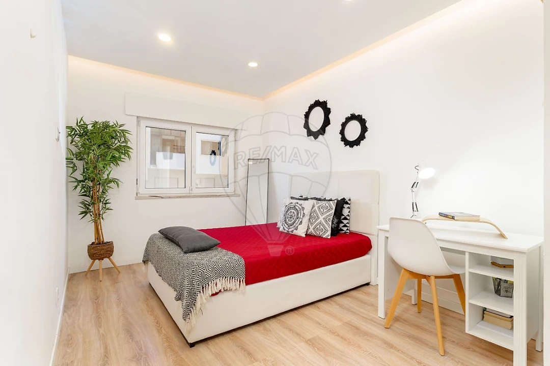 Apartamento T2 para Arrendamento em Seixal, Arrentela e Aldeia de Paio Pires Foto 2