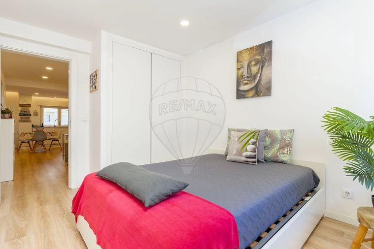 Apartamento T2 para Arrendamento em Seixal, Arrentela e Aldeia de Paio Pires Foto 4