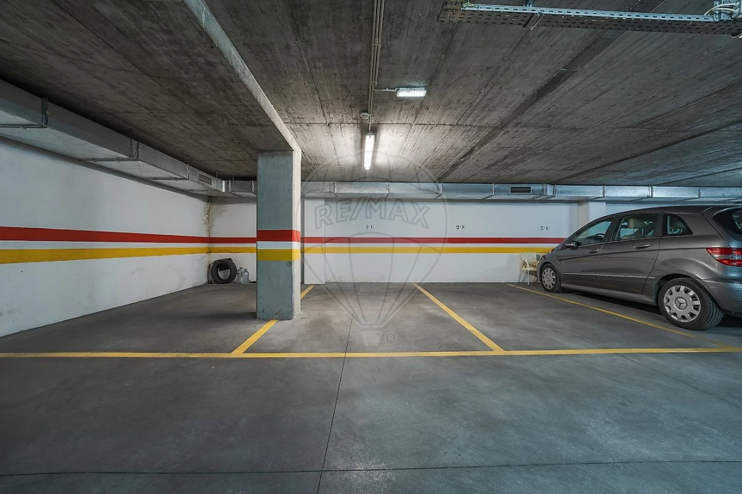 Apartamento T2 para Arrendamento em Benfica Foto 15