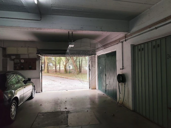 Garagem para Venda em Santa Maria e São Miguel, São Martinho, São Pedro Penaferrim Foto 8