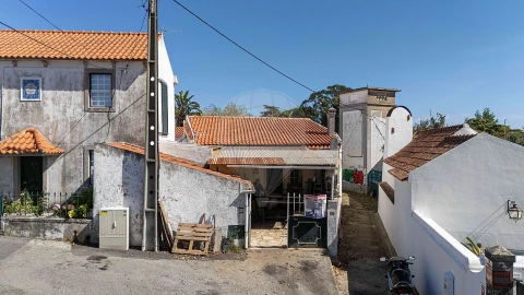 Moradia T3 para Venda em Santa Maria e São Miguel, São Martinho, São Pedro Penaferrim