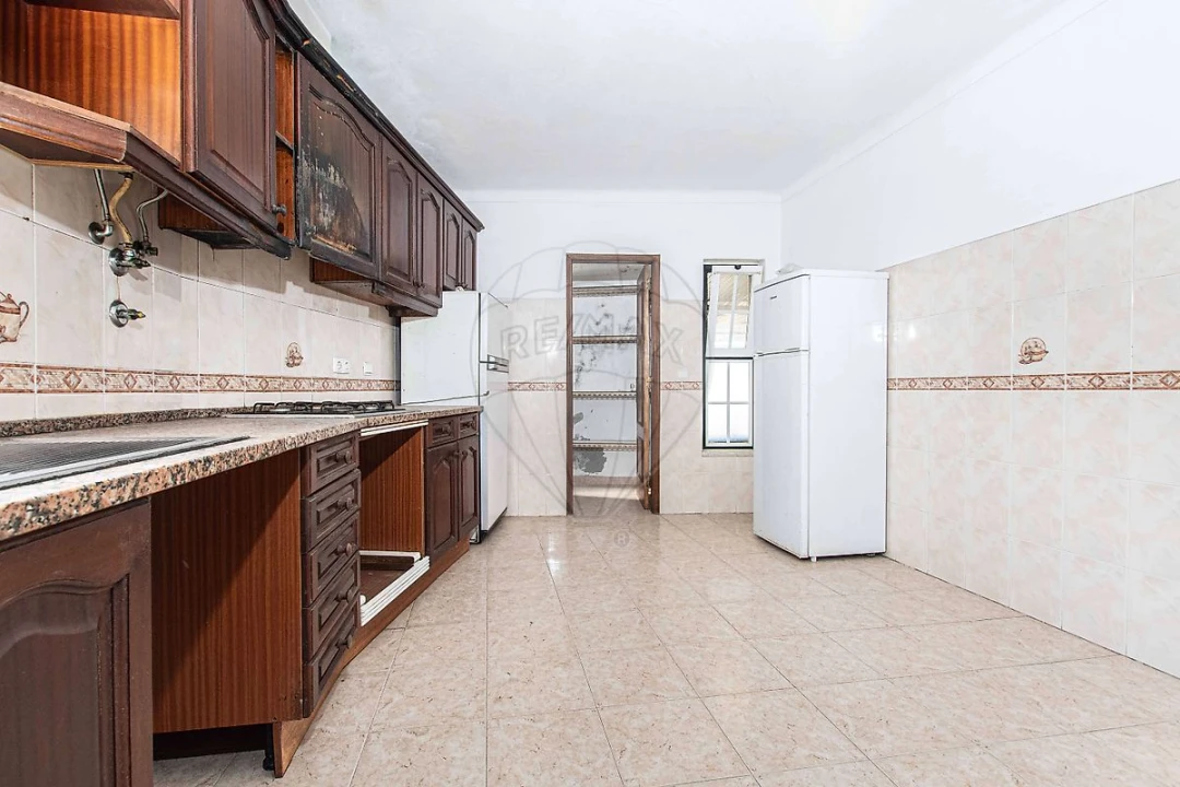 Moradia T3 para Venda em Santa Maria e São Miguel, São Martinho, São Pedro Penaferrim Foto 4