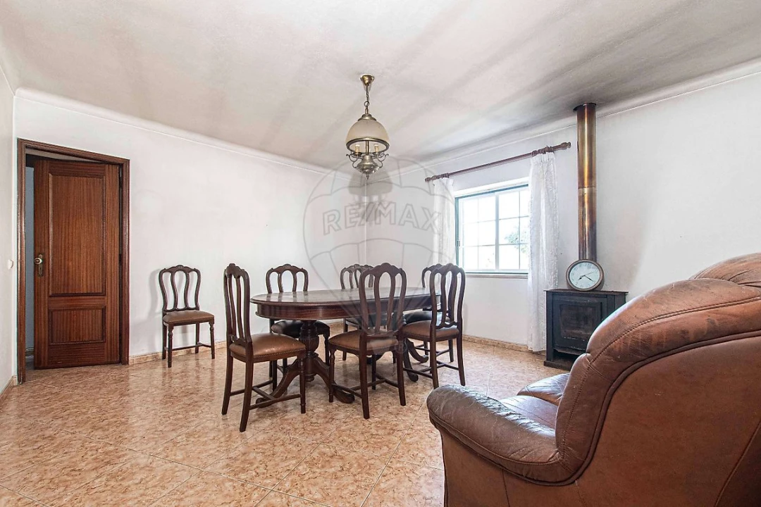 Moradia T3 para Venda em Santa Maria e São Miguel, São Martinho, São Pedro Penaferrim Foto 5